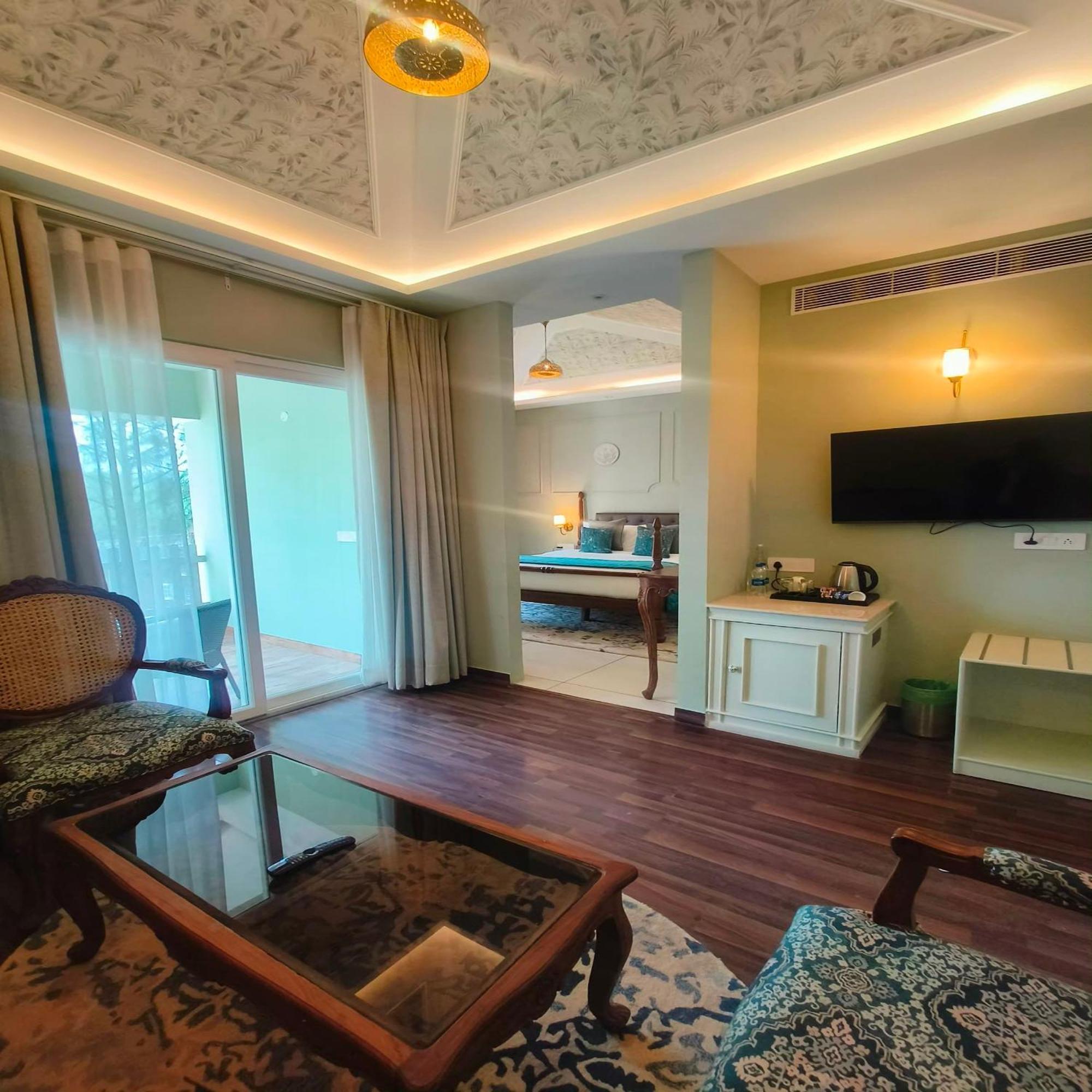 Welcomheritage Santa Roza Kasauli Exterior photo