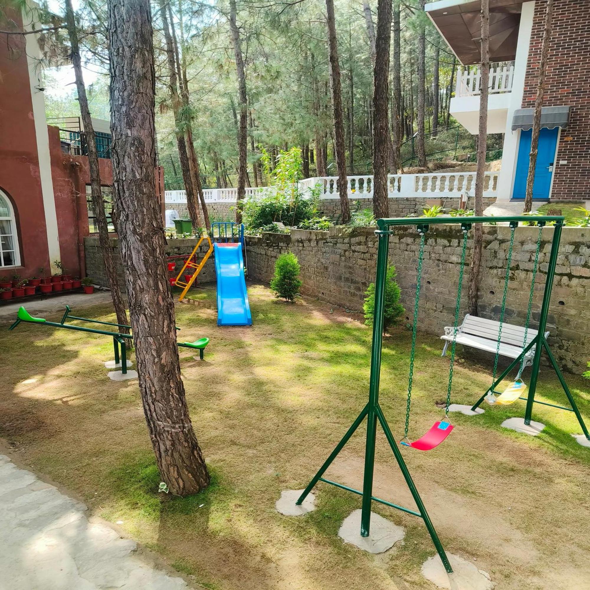 Welcomheritage Santa Roza Kasauli Exterior photo
